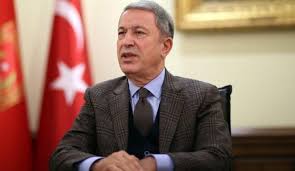 وزير الدفاع التركي: واشنطن اقتربت من وجهة نظرنا بشأن المنطقة الآمنة